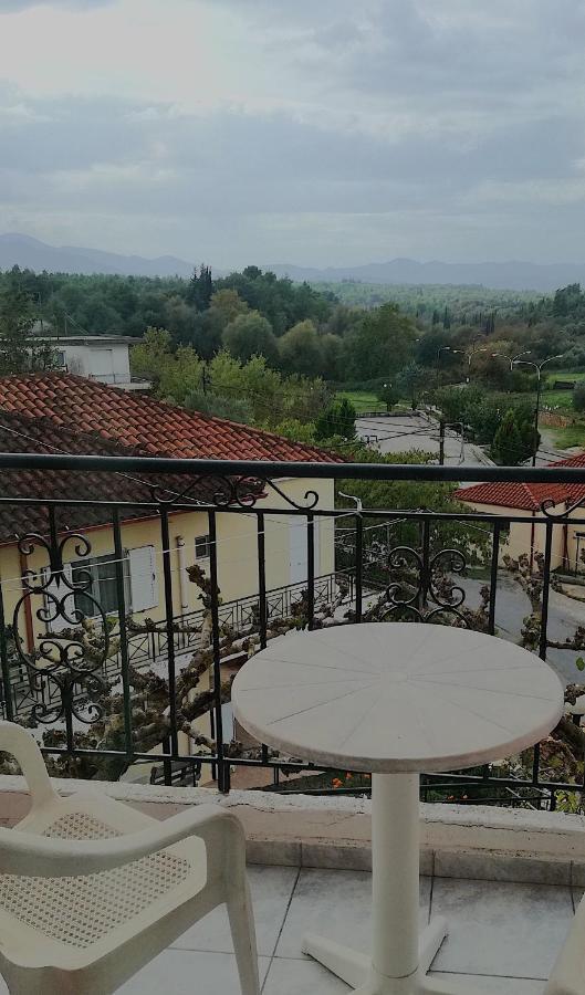 Ξενοδοχείο "Ηραία" Loutra  Экстерьер фото